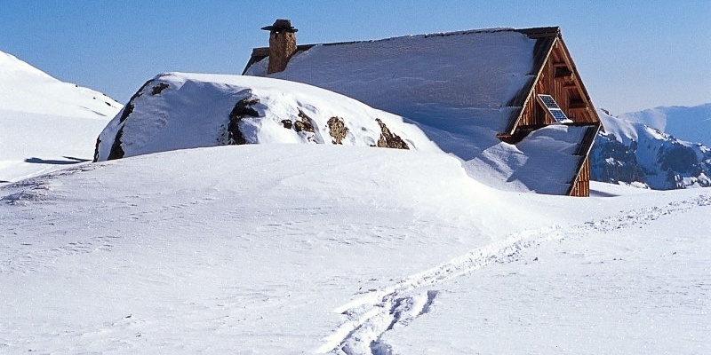 snowshoeing mercantour