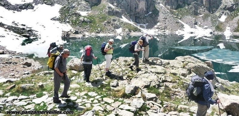 guided hike vallee des merveilles